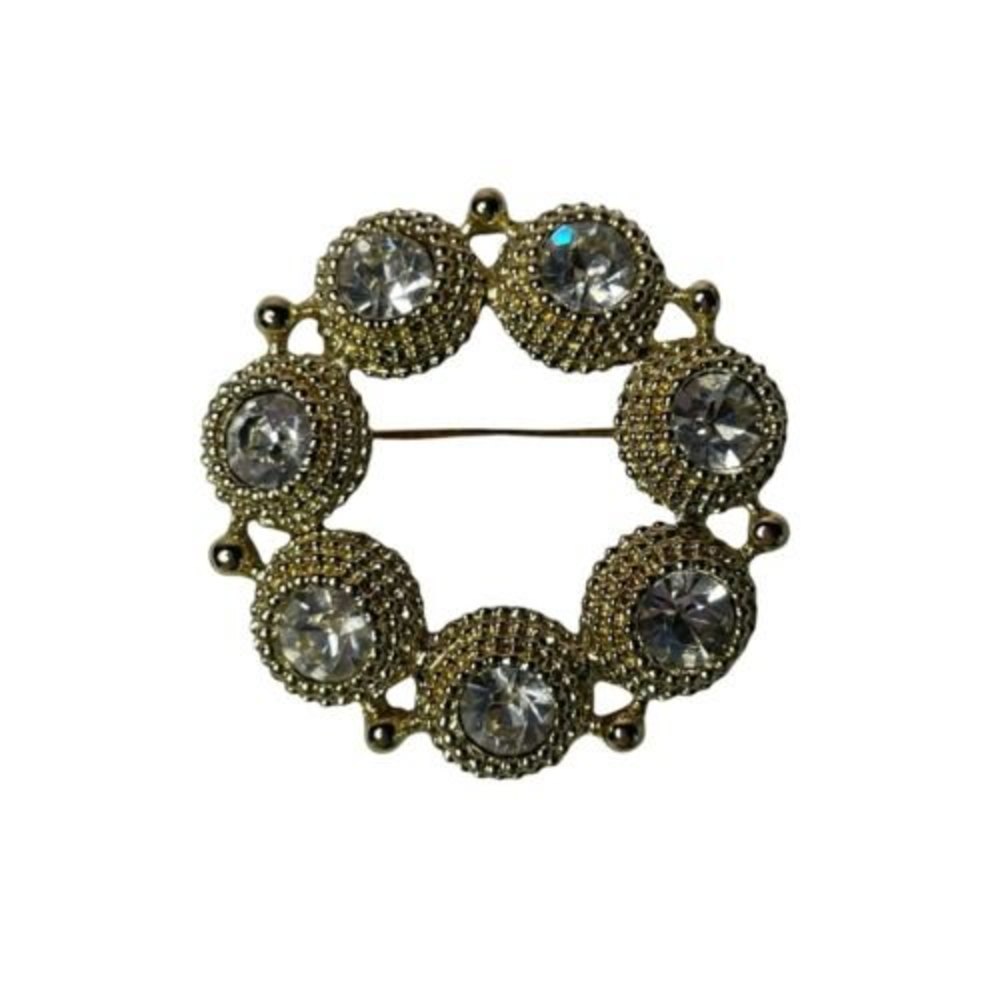 Clear Rhinestone Gold Tone Round Wreath Brooch Vintage Pin 1.75”